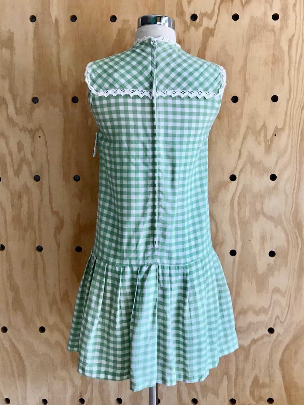 1960s Green Gingham Shift (XS/S) - image 2