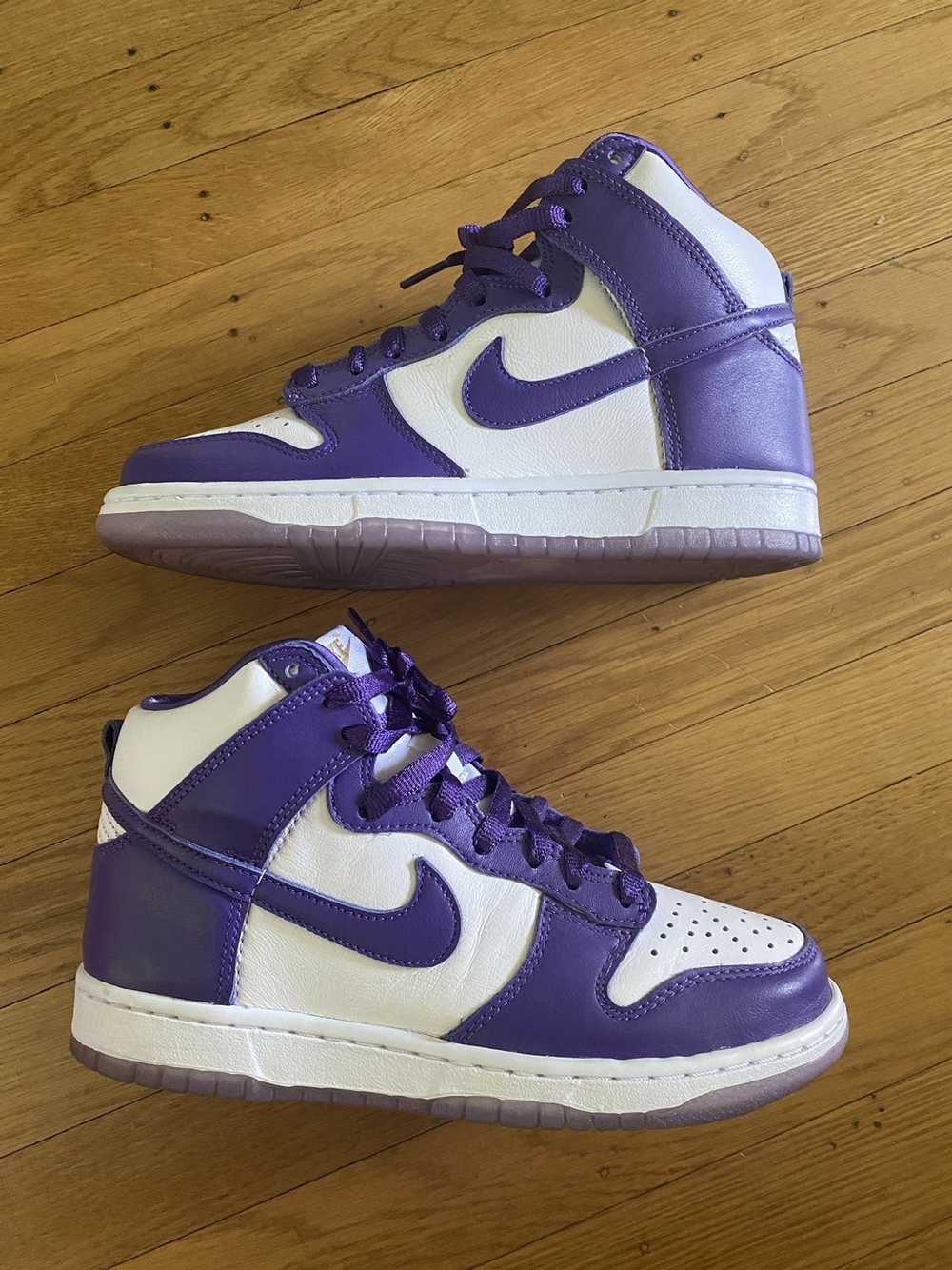 Nike Wmns Dunk High Varsity Purple Gem