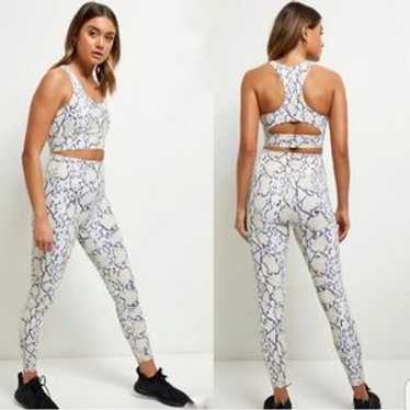 All Fenix White Python Active Set - image 1