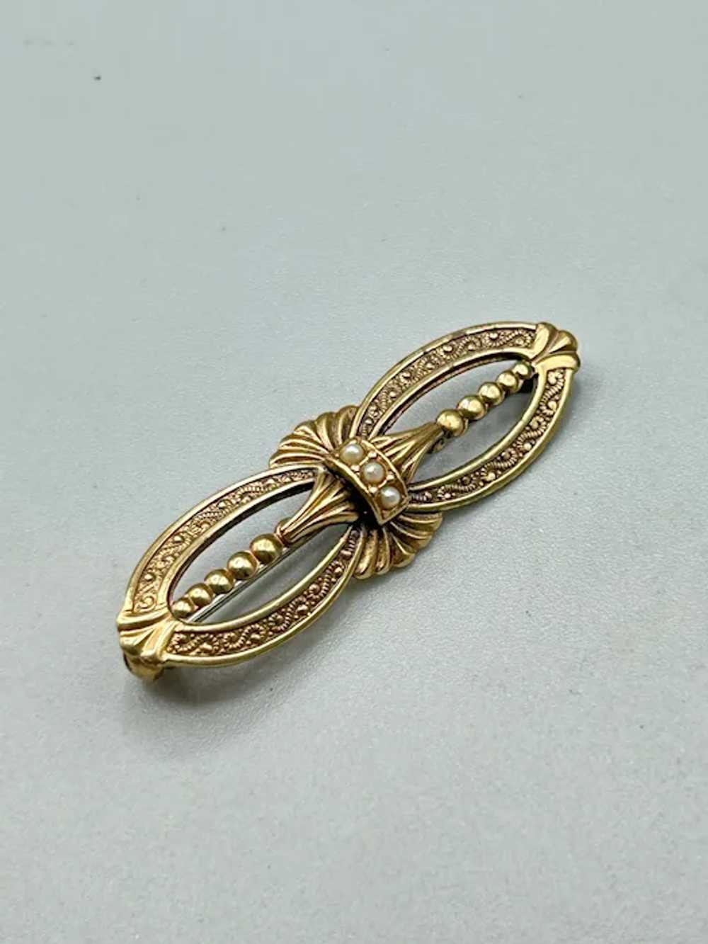 Vintage Gold Tone & Faux Seed Pearls Pin Brooch B… - image 3