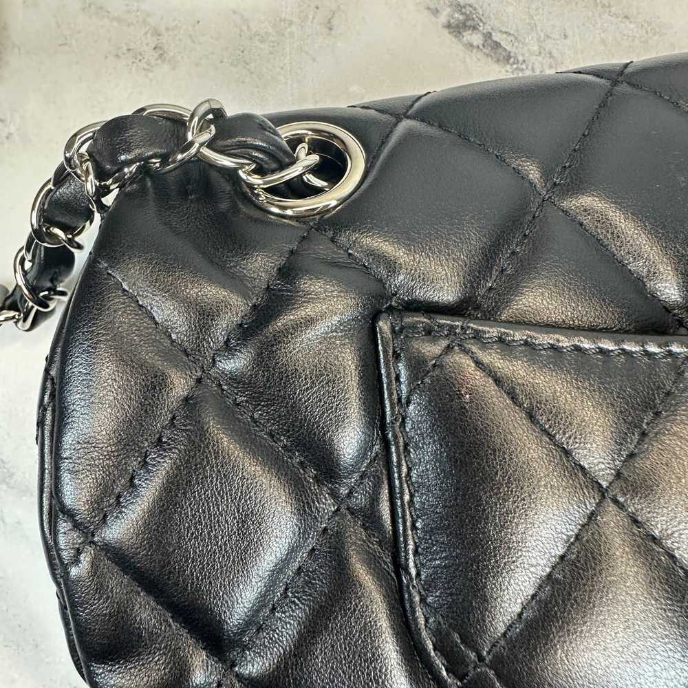 Chanel CHANEL black leather Bumbag Quilted Unifor… - image 7