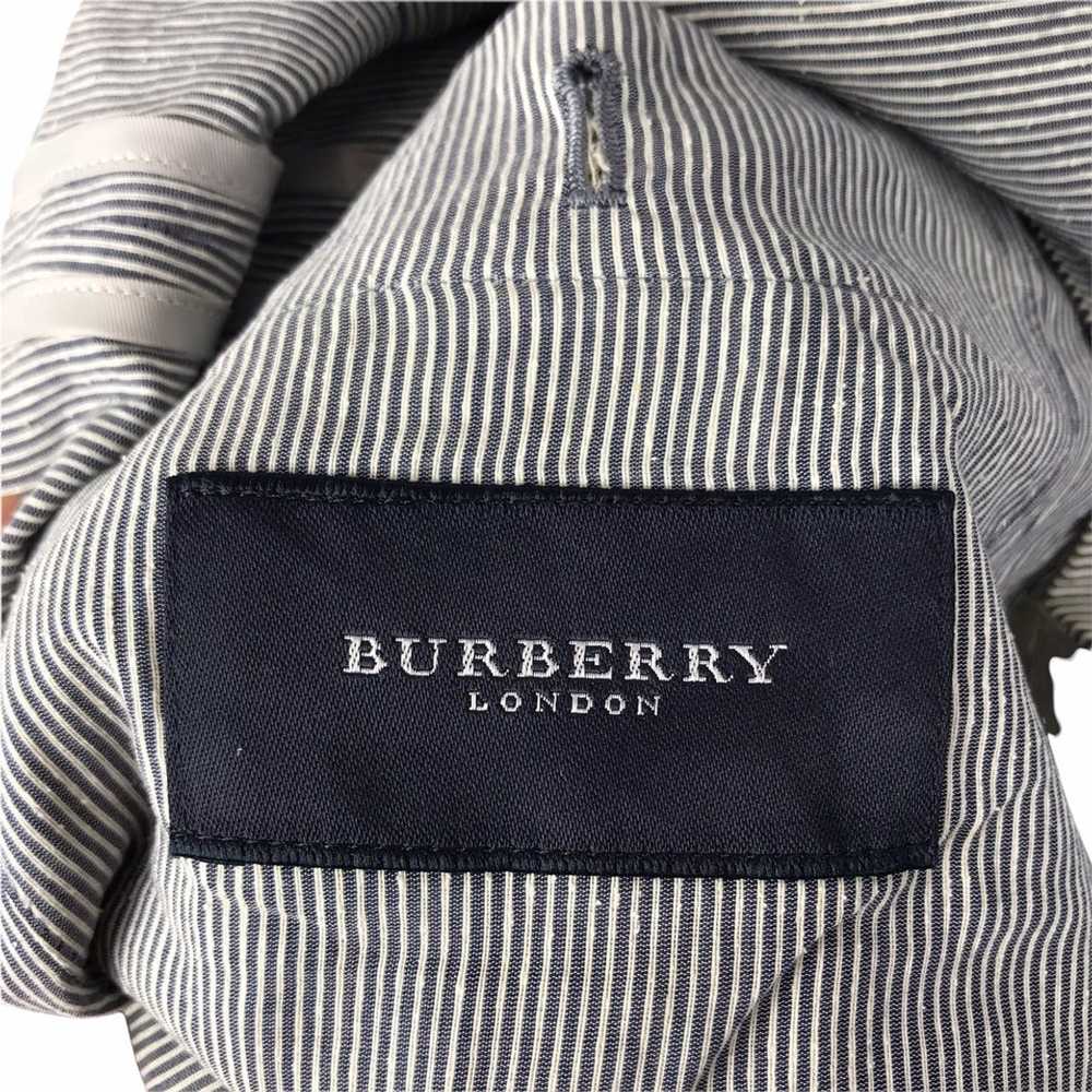 Burberry BURBERRY LONDON Hikori Striped 3 Button … - image 6