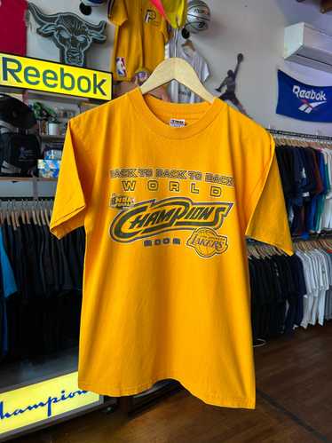 Vintage, Shirts, Vintage L A Lakers 98788 Back To Back Championship  Single Stitch Tshirt