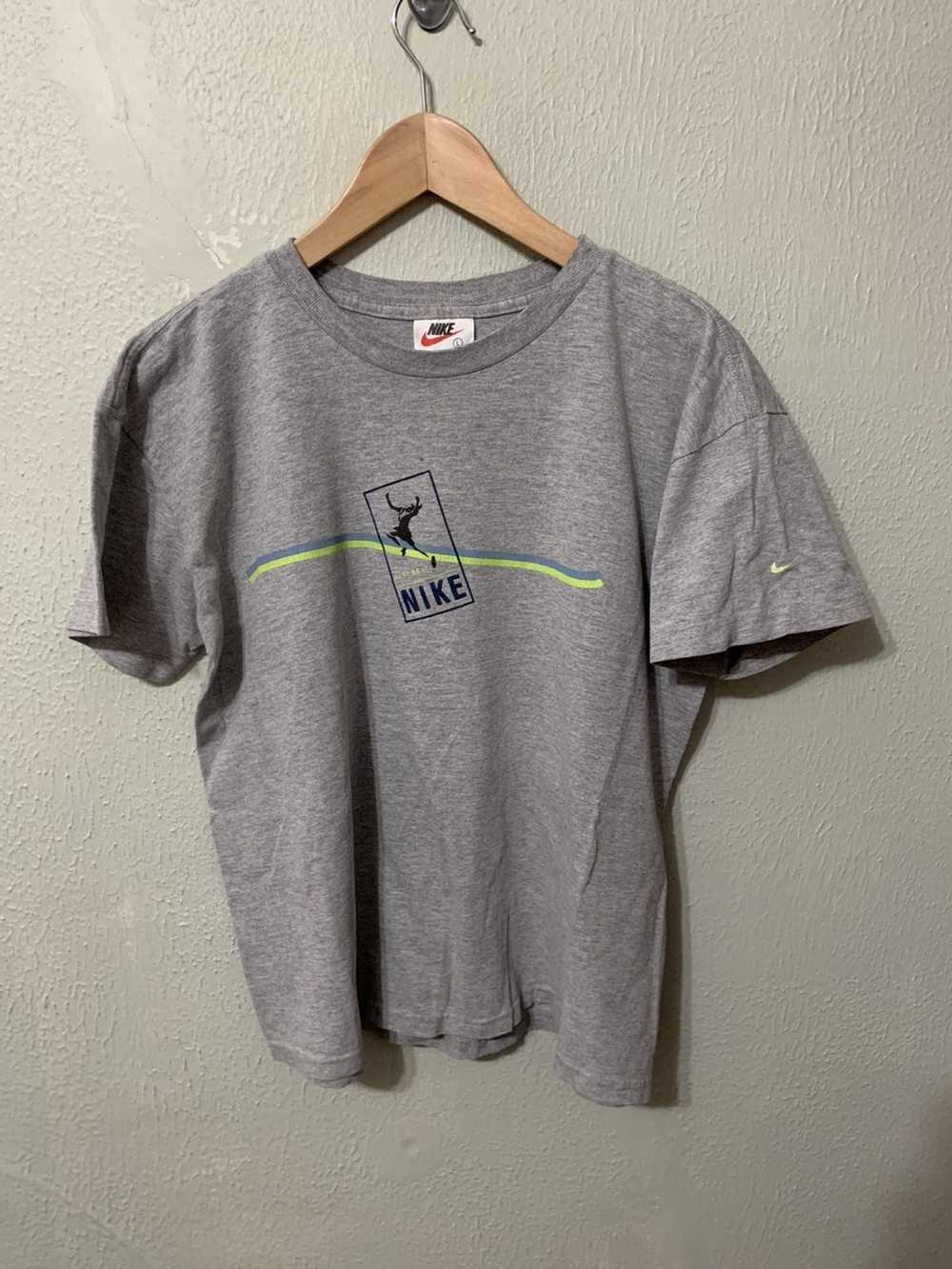 Nike × Tee Shirt × Vintage Vintage Nike Just do i… - image 1