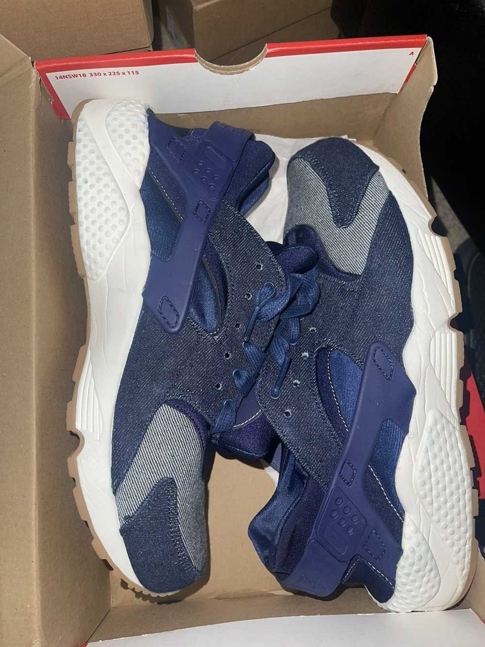 Nike Air Huarache Run - image 2