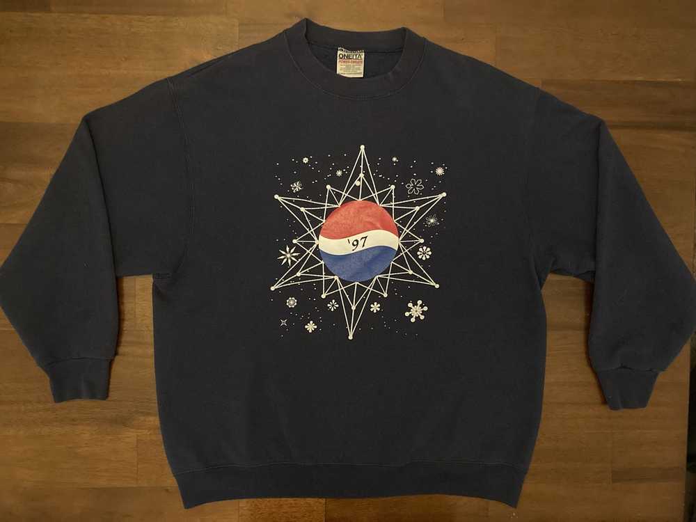 Pepsi 1997 VNTG Oneita Pepsi Christmas Crewneck S… - image 1