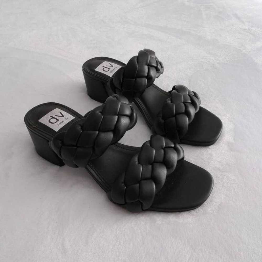 Dolce Vita Vegan leather sandal - image 4