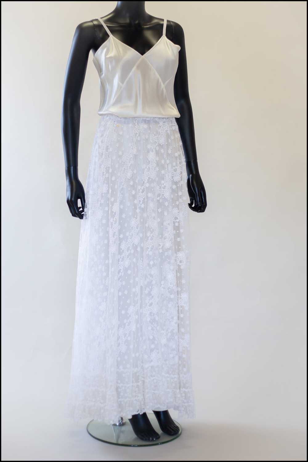 Vintage 1910s Edwardian White Lace Bridal Skirt - image 2