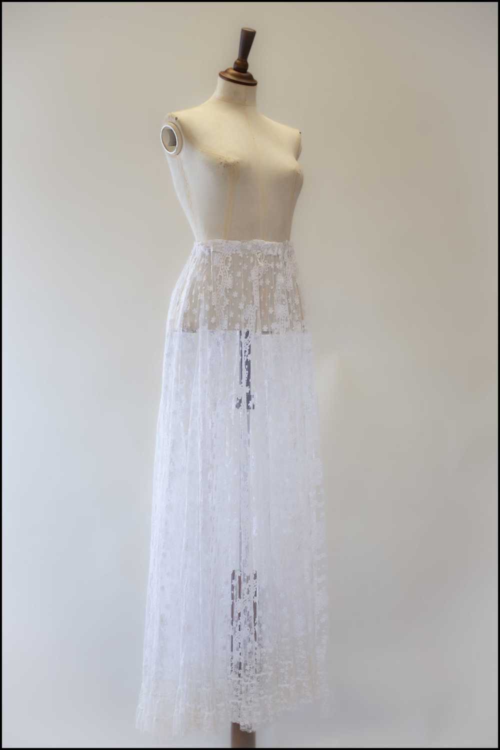 Vintage 1910s Edwardian White Lace Bridal Skirt - image 7