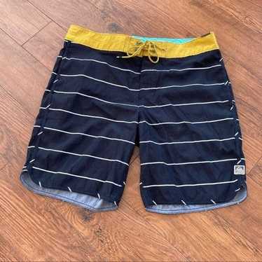 Reef Reef Men’s Swim Shorts Trunks Size 34 Swimsui