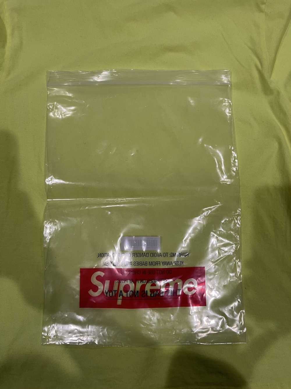 Supreme Supreme Small Box Tee - image 6