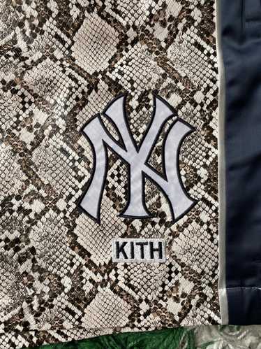 New York Yankees Special Hello Kitty Design Baseball Jersey Premium MLB  Custom Name - Number - Torunstyle