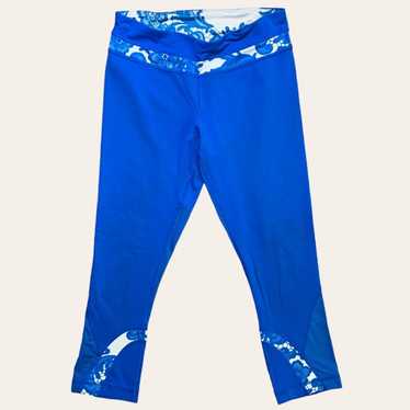 Lululemon Yoga Capri Pants 4 Blue Floral 