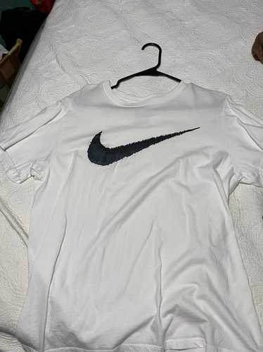 Nike Nike Swoosh T Shirt - image 1