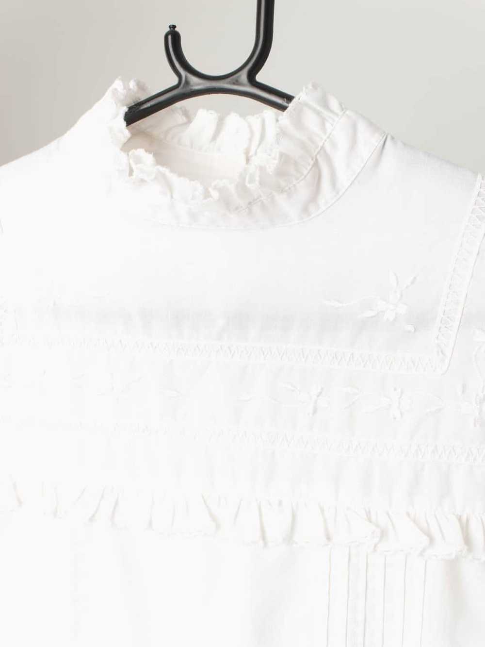 Vintage 70s blouse white with frills / ruffles an… - image 3