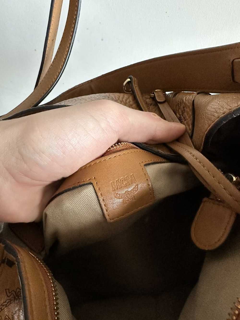 Luxury × MCM Mcm Visetos Large Klara Hobo Cognac … - image 7