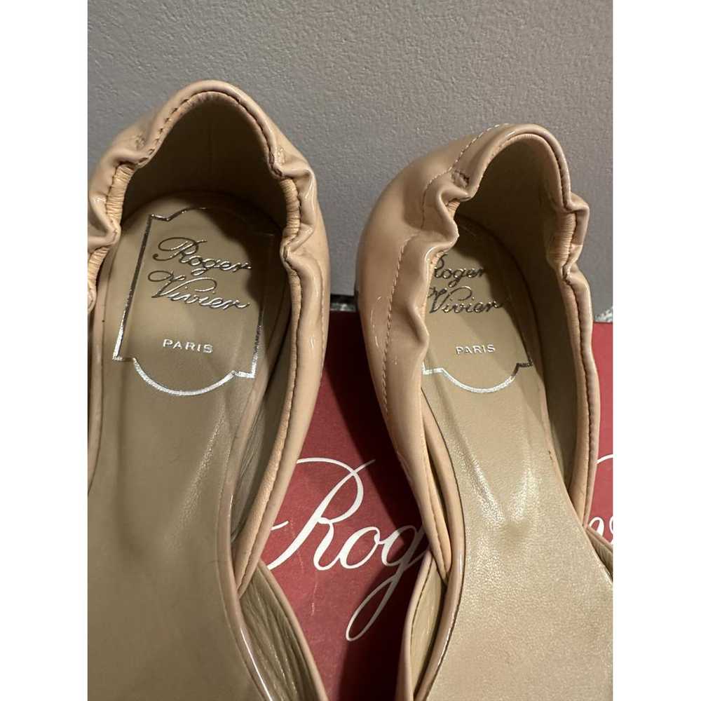 Roger Vivier Patent leather ballet flats - image 4