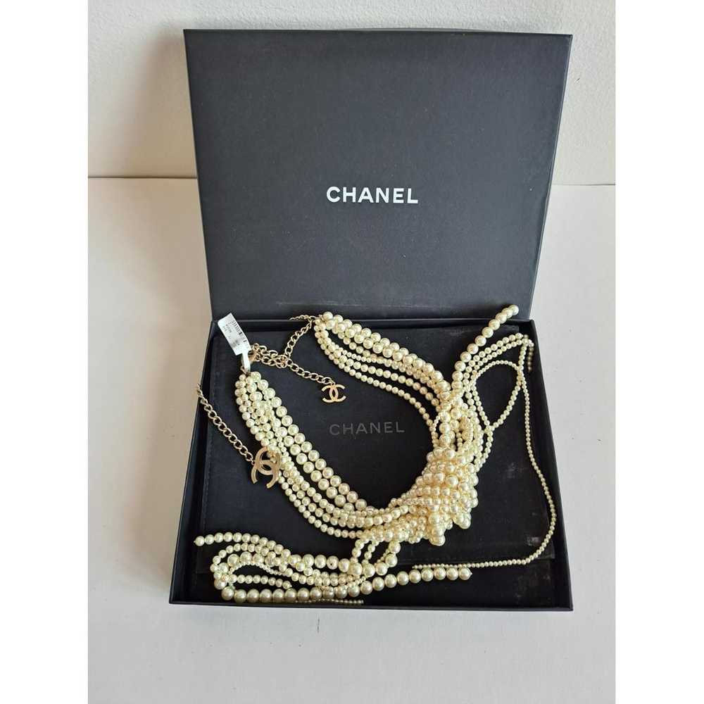 Chanel Cc pearl necklace - image 10