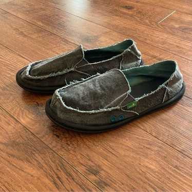 Sanuk Women’s Size 9 Sanuk Slip On Shoes Gray Can… - image 1
