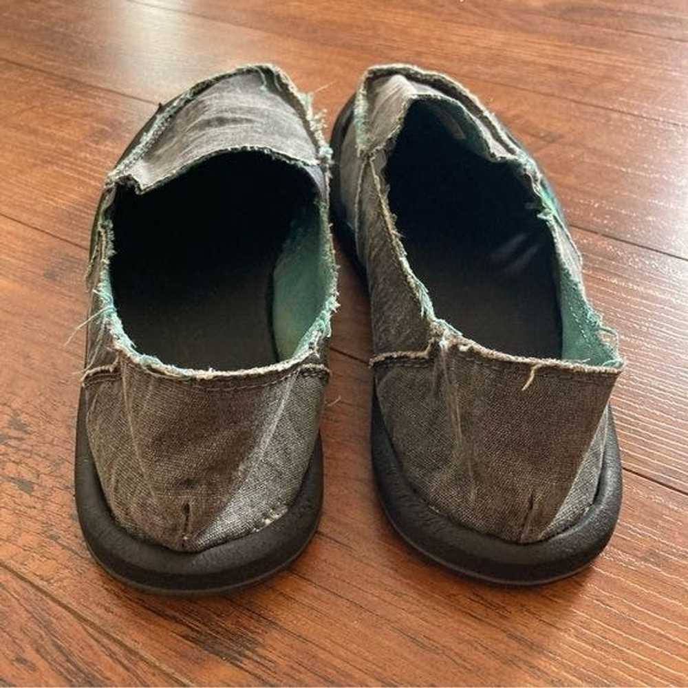 Sanuk Women’s Size 9 Sanuk Slip On Shoes Gray Can… - image 5