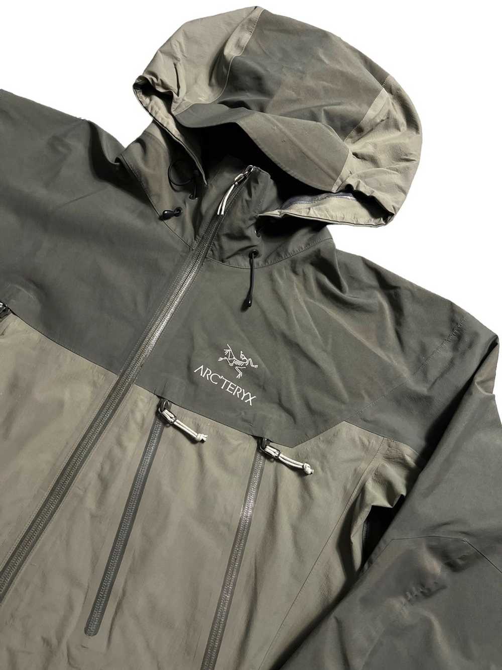 Arc'Teryx × Goretex 2009 Arc'teryx Theta AR Gore … - image 2