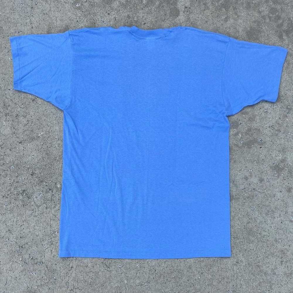 Vintage VINTAGE 1980s BLANK BLUE POCKET T SHIRT - image 2