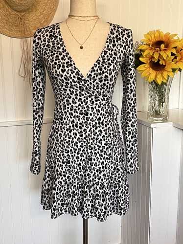 Divided Divided Leopard Black & White Print Wrap D