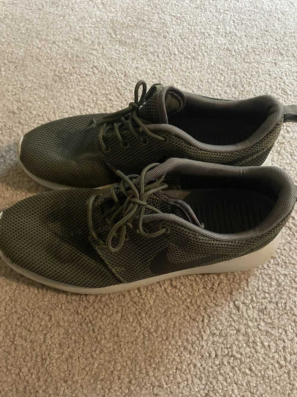 Nike nike roshe olive green - image 3