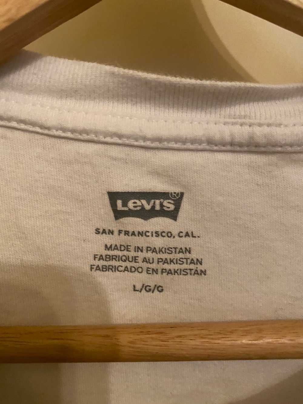 Levi's Levi’s rainbow logo t-shirt - image 2