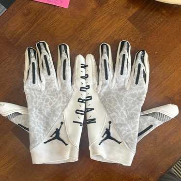 【新品】 アメフト Jordan Knit グローブ　ホワイト　M 新品】 アメフト Jordan Knit グローブ ホワイト M