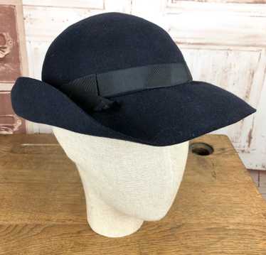 Classic Original 1930s Vintage Navy Blue Felt Hat - image 1