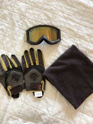 Burton Burton Anon Skiing/Snowboarding Gear