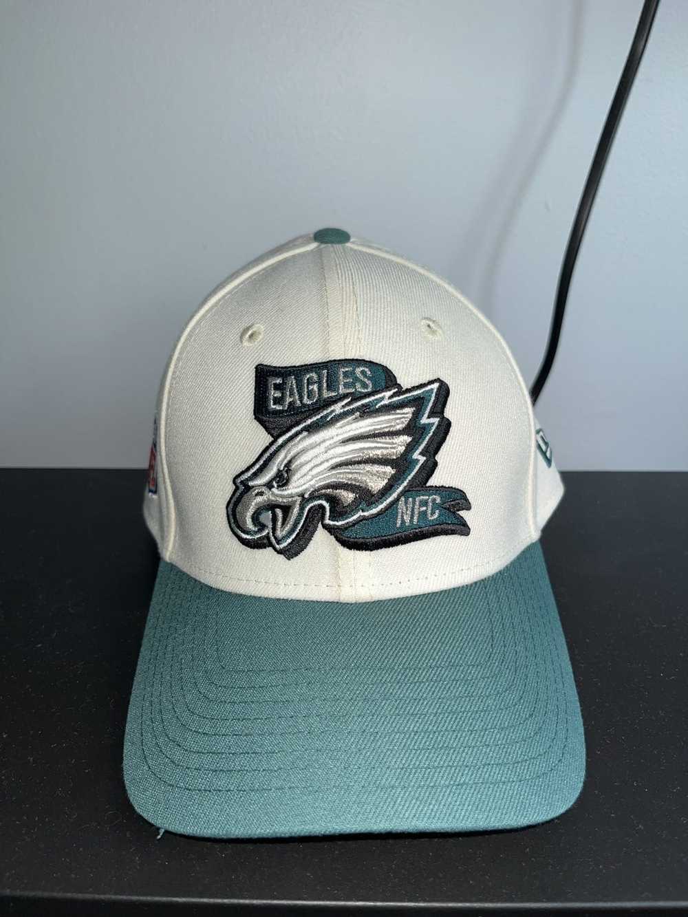 Philadelphia Eagles Women's Logo Sparkle 9FORTY Adjustable Snap Hat