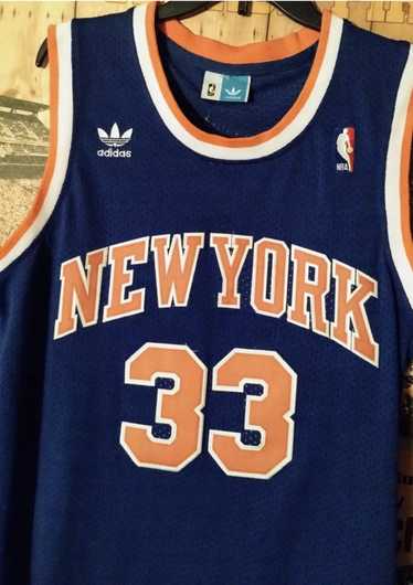 Lids Patrick Ewing New York Knicks Mitchell & Ness Youth Hardwood Classics  King of the Court Player T-Shirt - Gray
