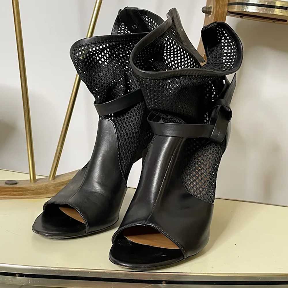 10 US / 40 EU Viktor & Rolf Black Leather Ankle S… - image 9