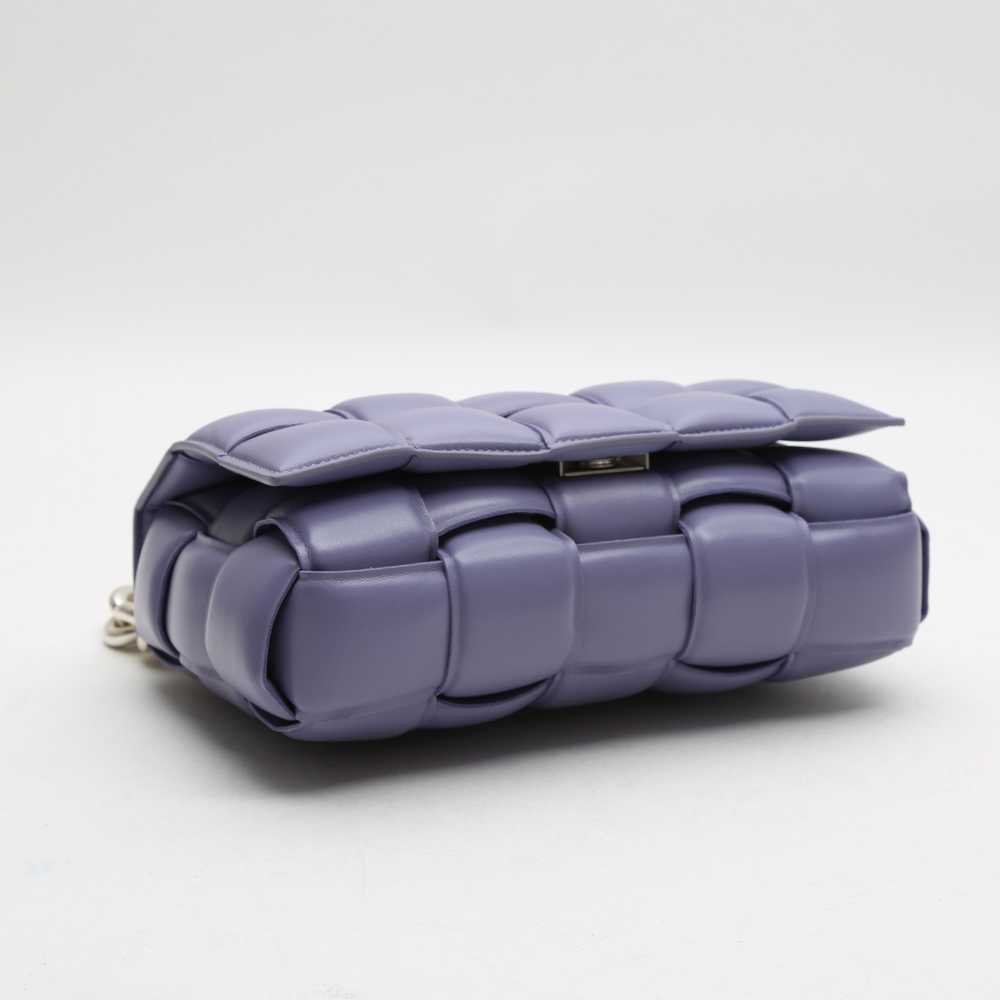 Bottega Veneta Cassette shoulder bag in purple br… - image 5