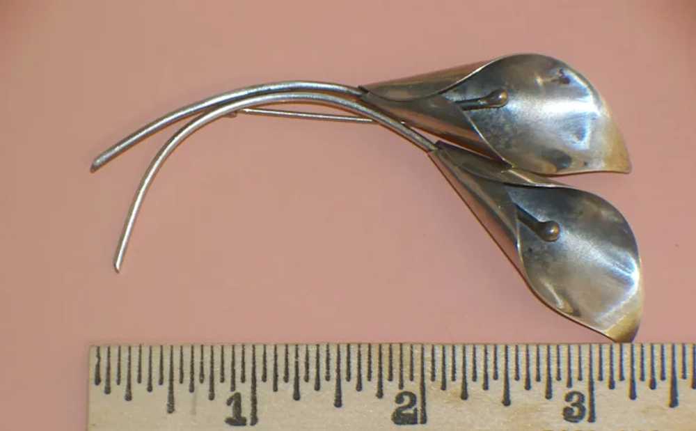 Vintage Stuart NYE Calla Lily Sterling Silver Bro… - image 2