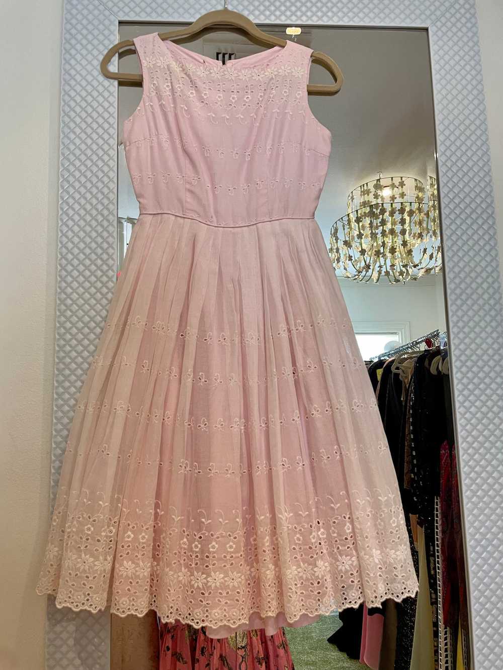 1950's Pink Eyelet Dress - image 3