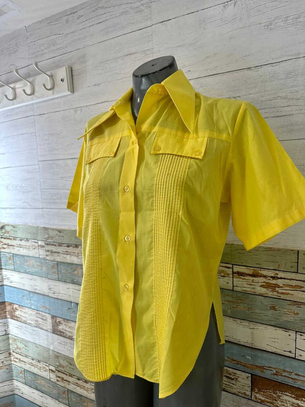 70’s Yellow Short Sleeve Shirt With Panels - image 2