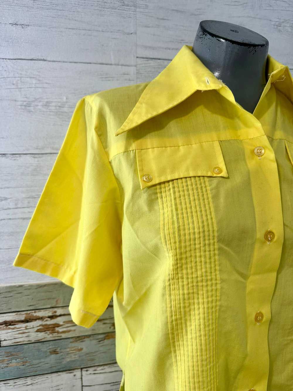 70’s Yellow Short Sleeve Shirt With Panels - image 4