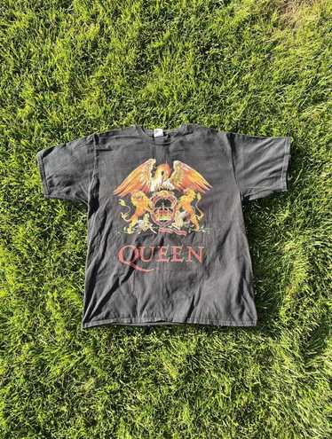 Band Tees Queen Bohemian tee