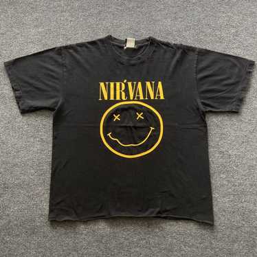 Nirvana × Rock T Shirt × Vintage Nirvana nevermin… - image 1