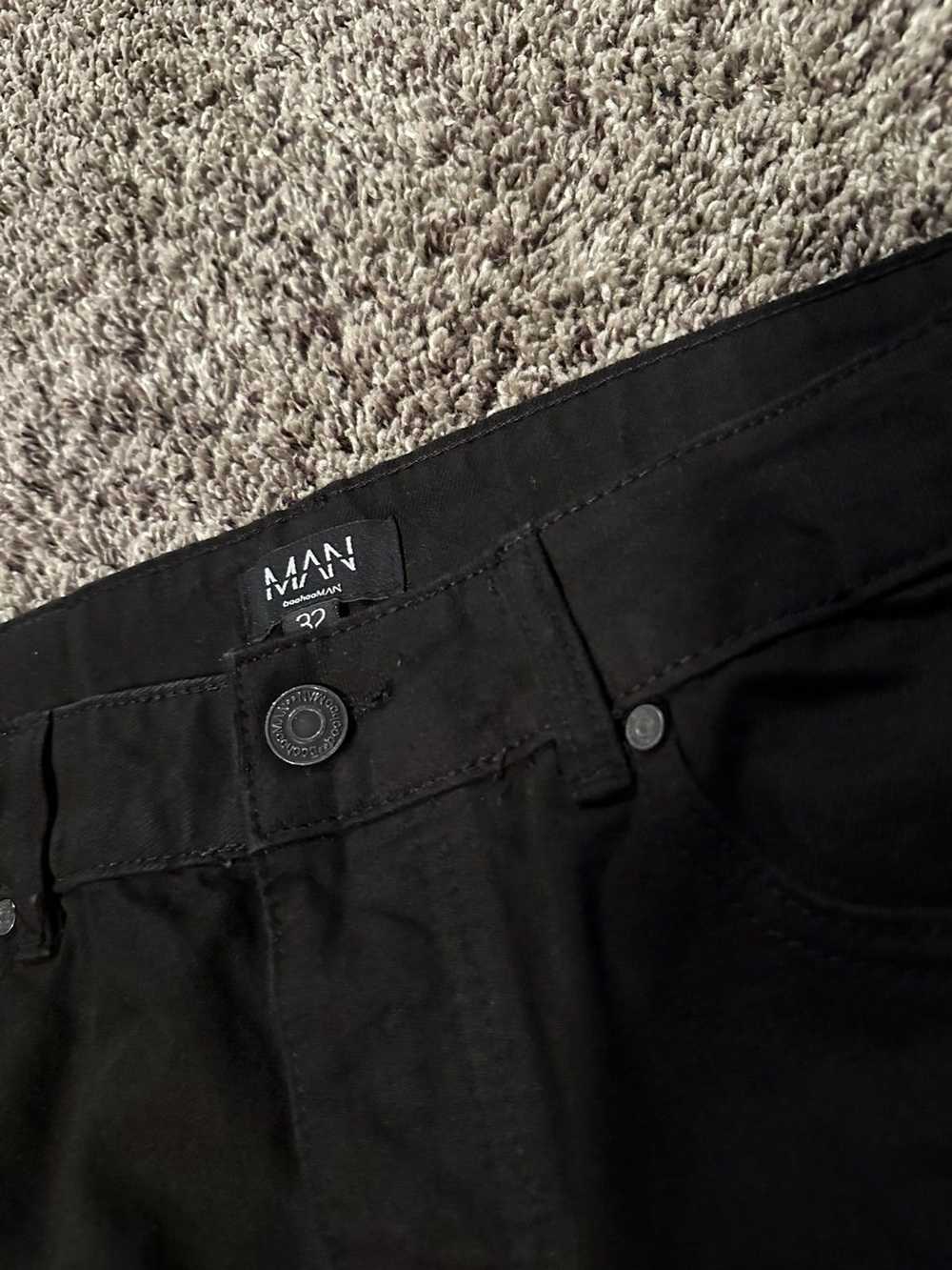 Boohoo Boohoo Man Black Regular Jeans Size 32 Loo… - image 2