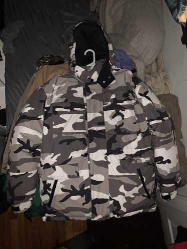 Supreme Supreme 700 Fill Parka (extremely rare)