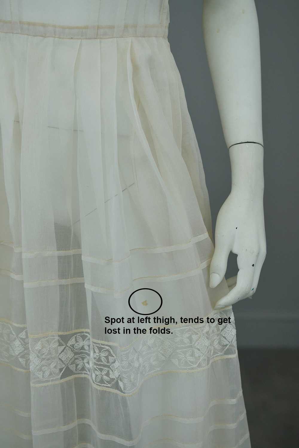 1970s Lovely Sheer Cream Tiered Panel Gown with F… - image 8