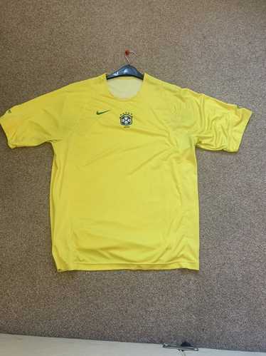 Vintage Soccer Jersey Brazil 2014 FIFA World Cup 4th Place Home Jersey Authentic Nike Shirt Camisa Small / Model 575280-703