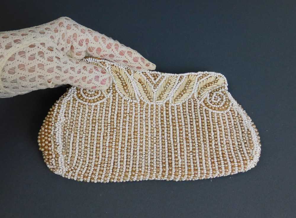 Small Vintage 1930s Beaded Clutch Purse, Evening … - image 2