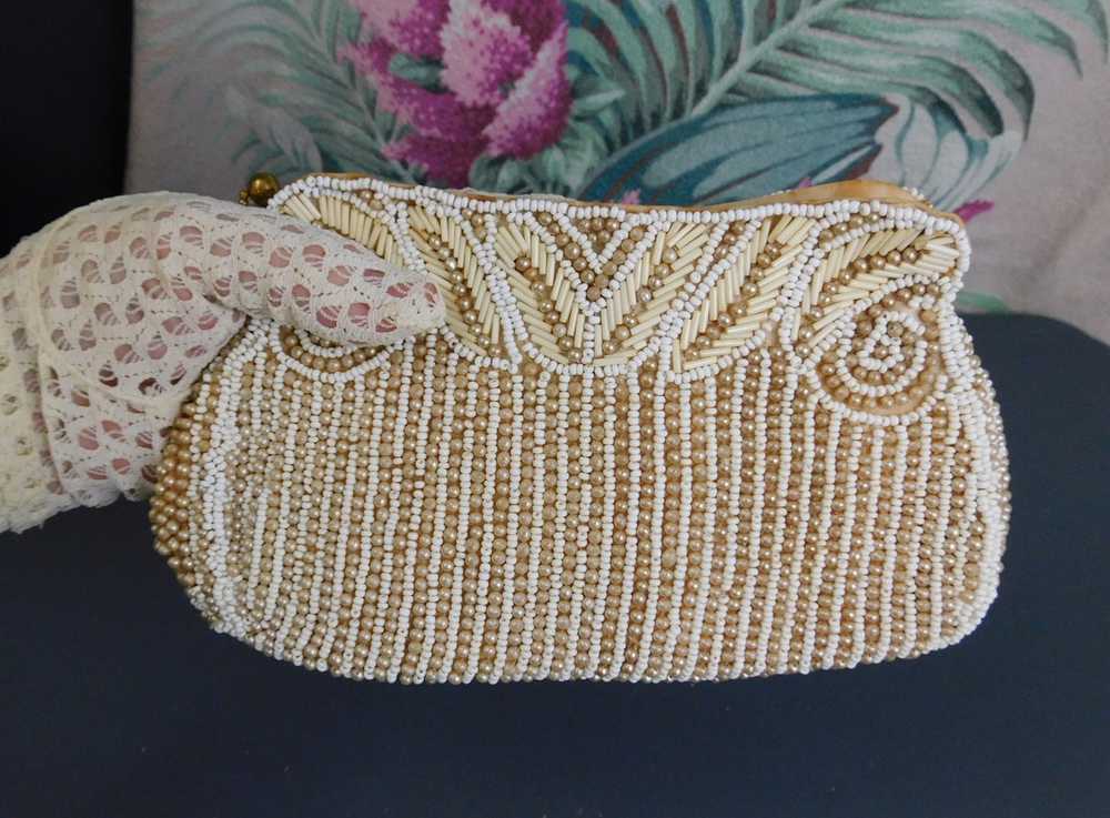 Small Vintage 1930s Beaded Clutch Purse, Evening … - image 4