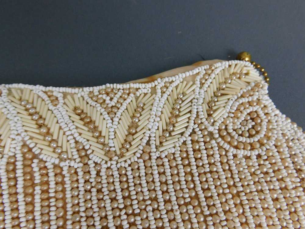 Small Vintage 1930s Beaded Clutch Purse, Evening … - image 9