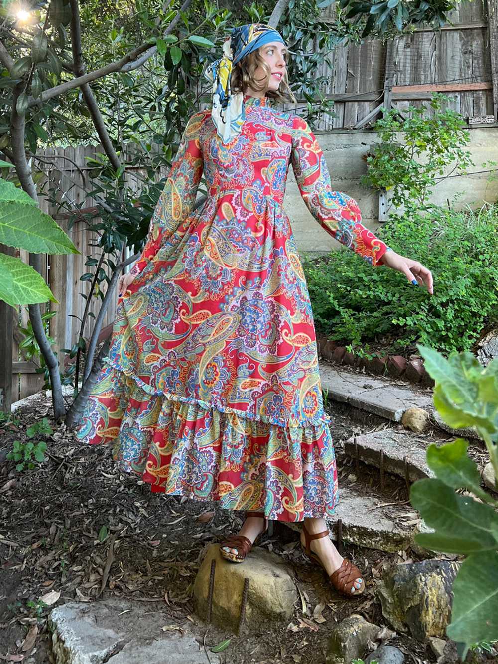 The Elle Dress - Vintage 1970s cotton paisley pri… - image 2